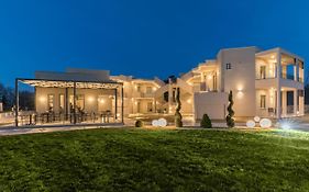 Olympus Pantheon Luxury Rooms